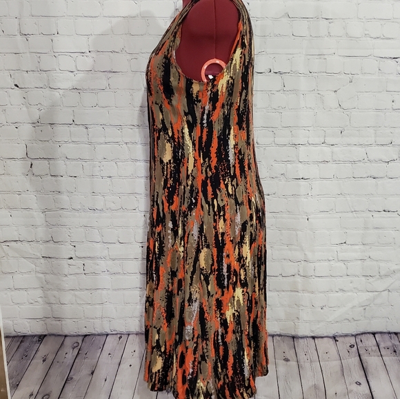 💙Flowy Button Up Sleeveless ‘Sears’ Dress - Picture 3 of 7